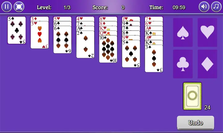 Snimak ekrana iz igre Queenie Solitaire